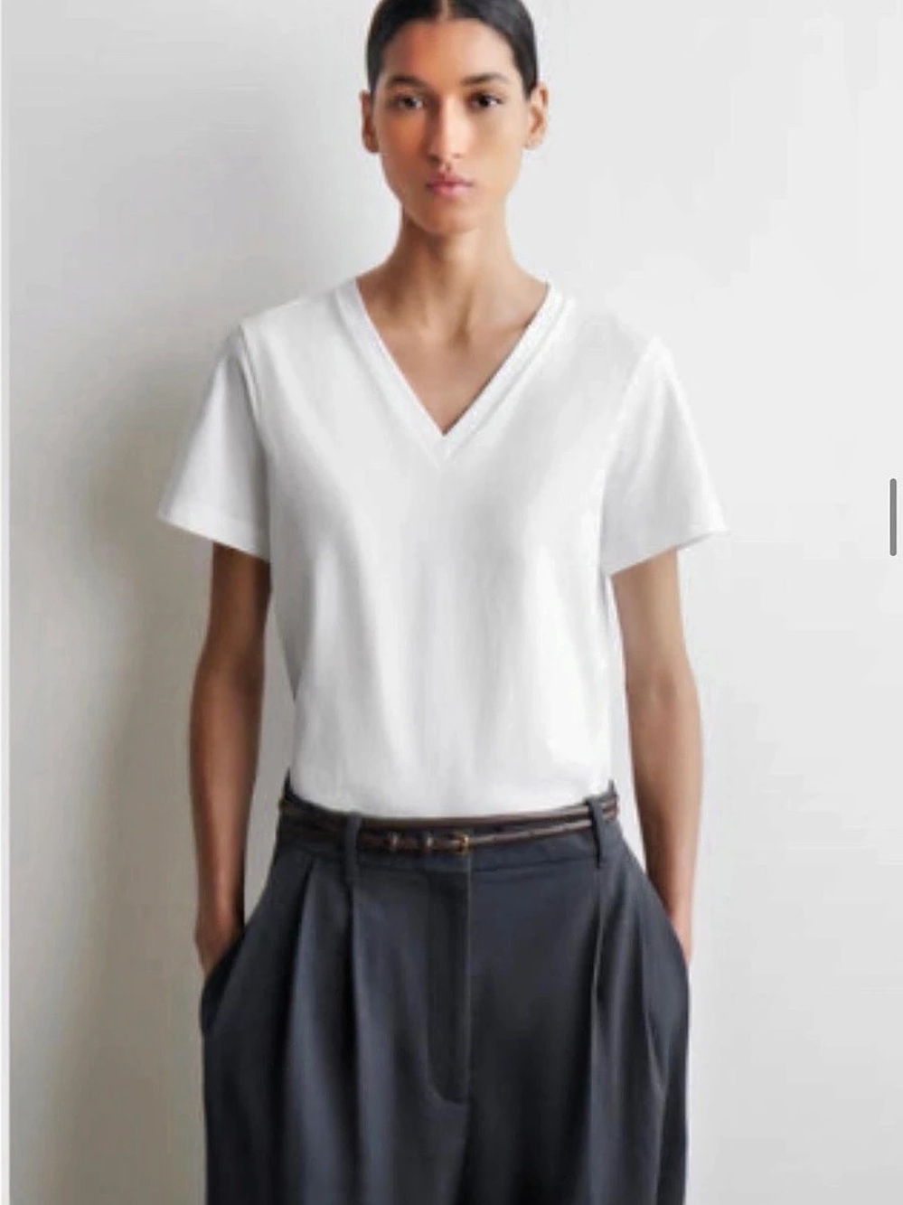 COS Women's White V-Neck Short Sleeve Top